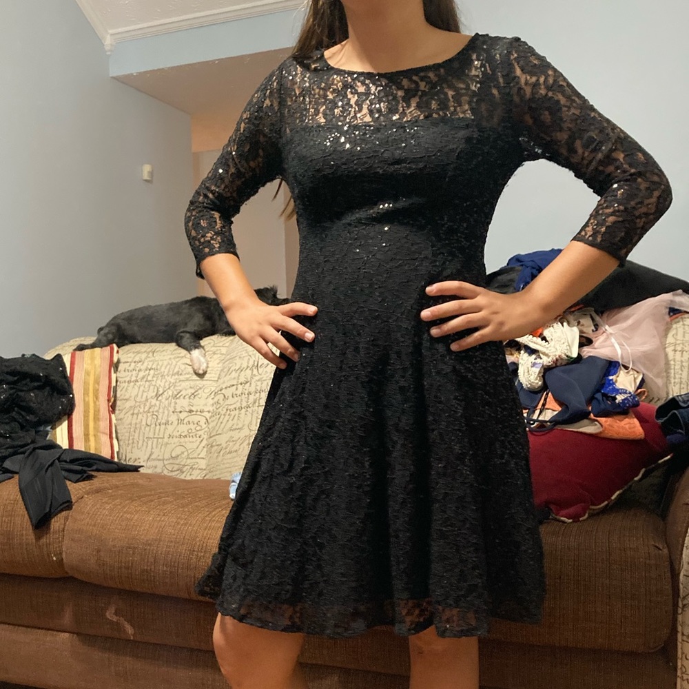 Black lace dress (SLNY Brand)